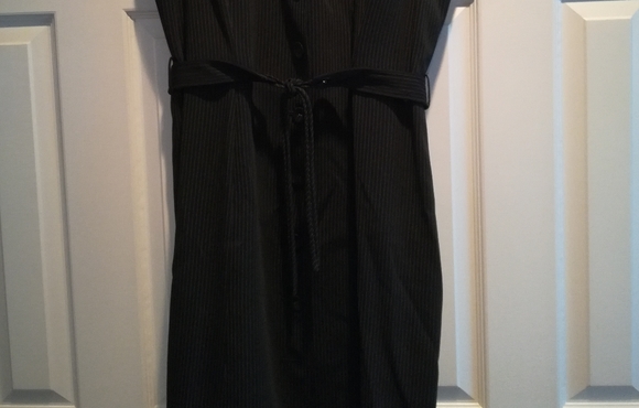 Tahari dress size 14, pinstriped, fully lined - Picture 2 of 7